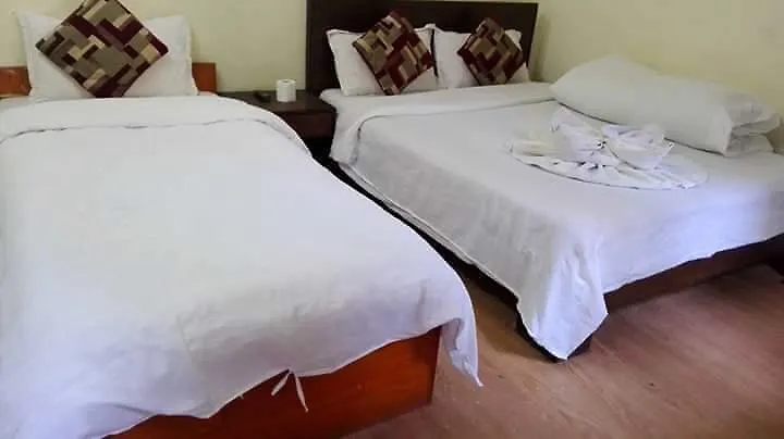 Hotel Sisters Home-1