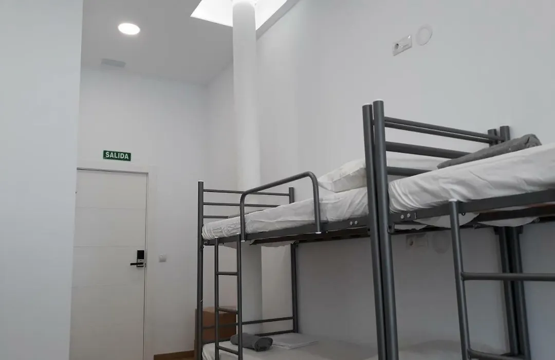 Hub Hostel Seville-1
