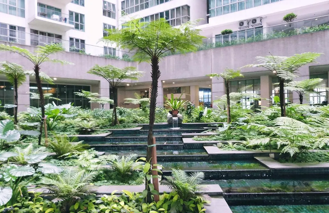 Regalia Skypool Klcc-1