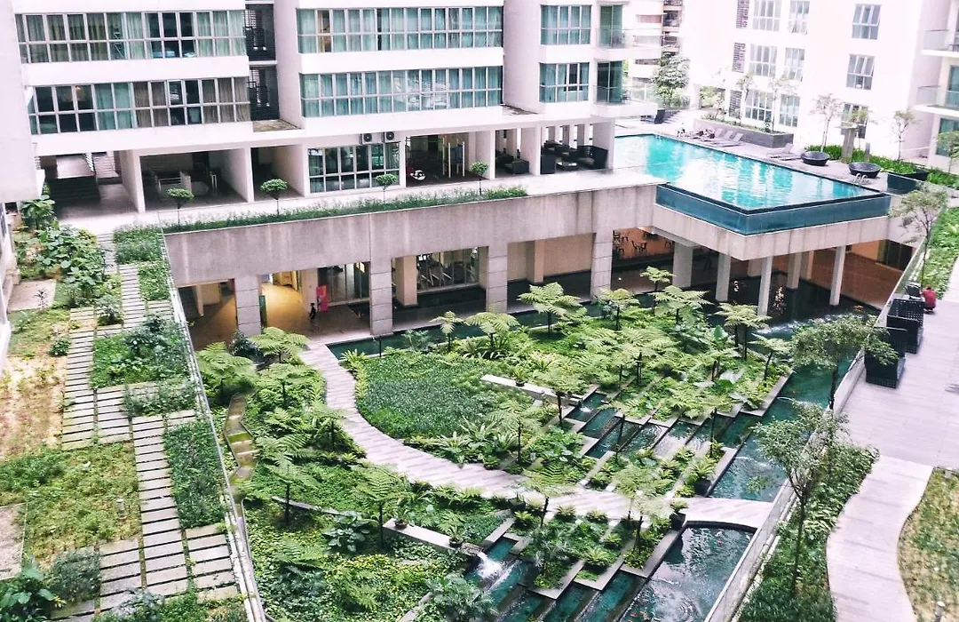 Regalia Skypool Klcc-1