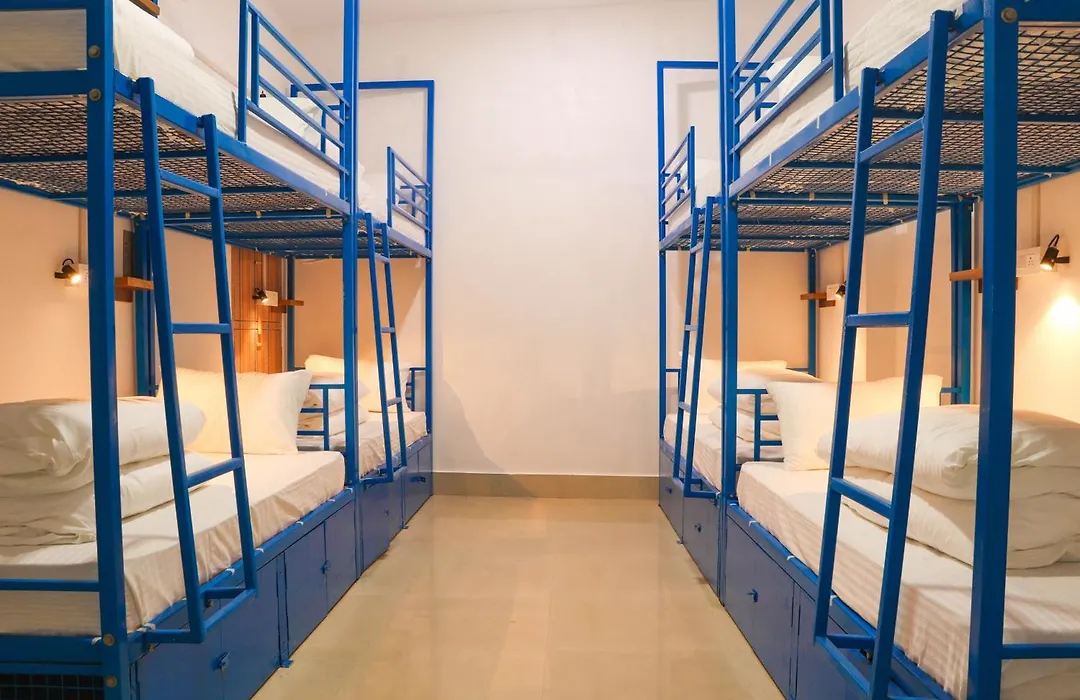 Live Free Hostel Varanasi-1