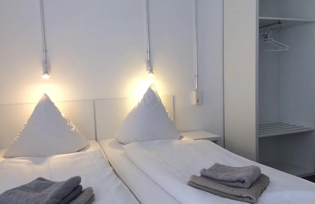 Bnb Near Brandenburg Gate - Rooms & Apartments-1
