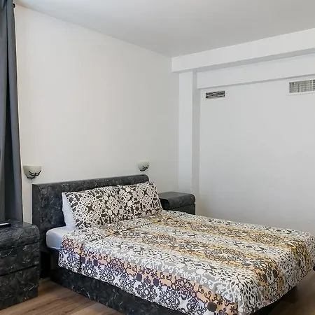 Tropics Hotel-3