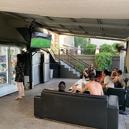 The Cozy Hostel - Motel-2