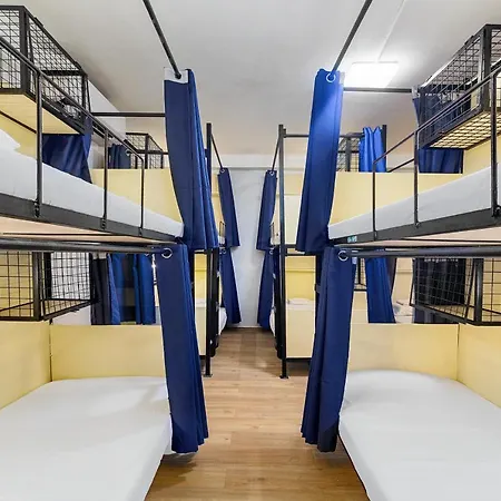 Nomad'S Hub - Best Value Co-Living Hostel-2