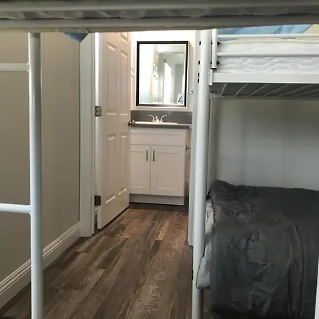A1 La City Hostel-3