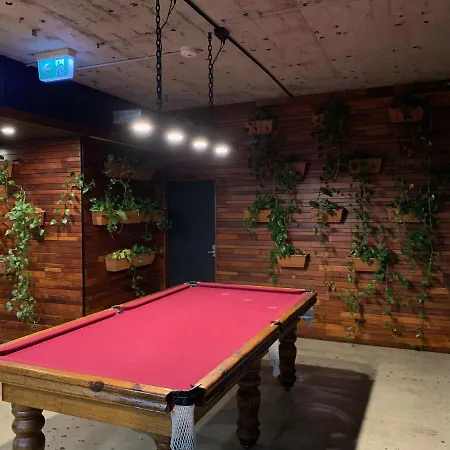 Down Under Hostels-3