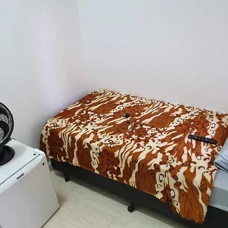 O Albergue Hostel-2
