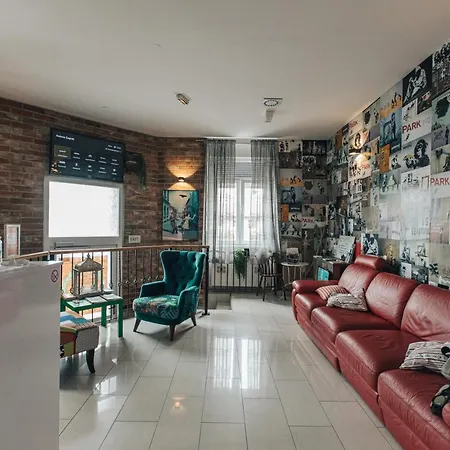 Palmers Lodge Hostel-3