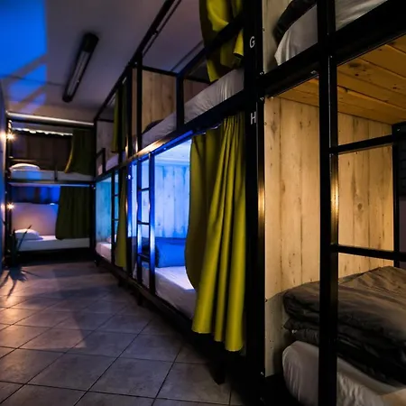 Bedway Athens Hostel-3