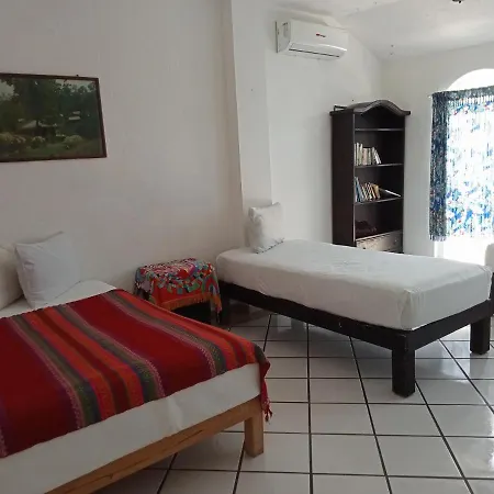 Alexandross Hostel-2