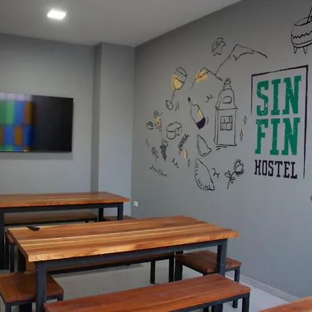 Sin Fin Hostel-3