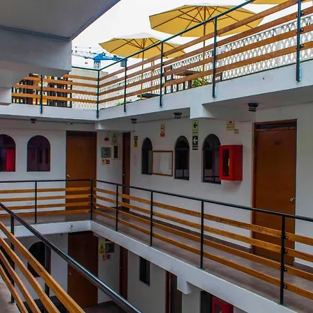 Hostel Thay83 Miraflores Lima-3