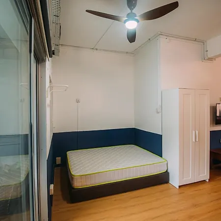 Bluewaters Pods 38 Hongkong St-2