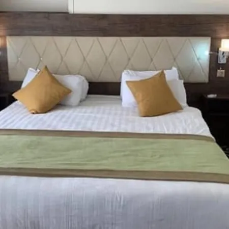 Up Town Hotel-3