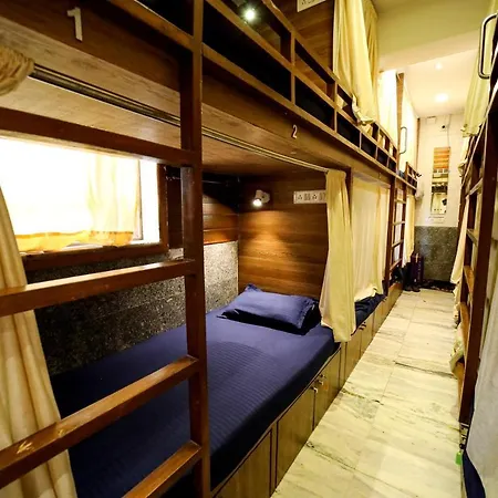 Maple The Hubz-Hostel-3