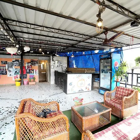 Maple The Hubz-Hostel-3
