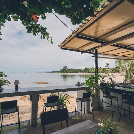 Chill Inn Lamai Hostel & Beach Cafe-3