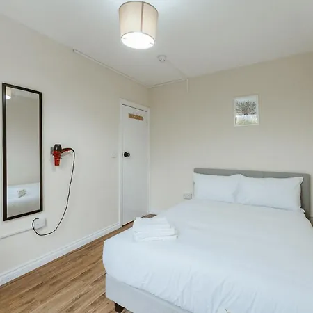 Mile End Rooms 57A-3
