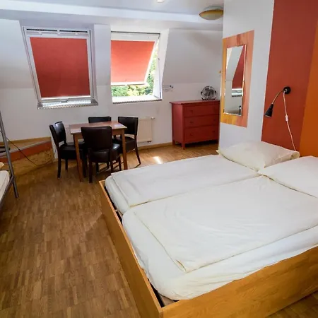 Hostel Alex 30-2