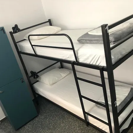 Bedsy - Self Check In -You Need To Send Us Your Email Address In The Messages Section So We Can Send You The Arrival Instructions-2