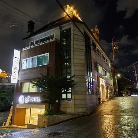 123 Hostel-3