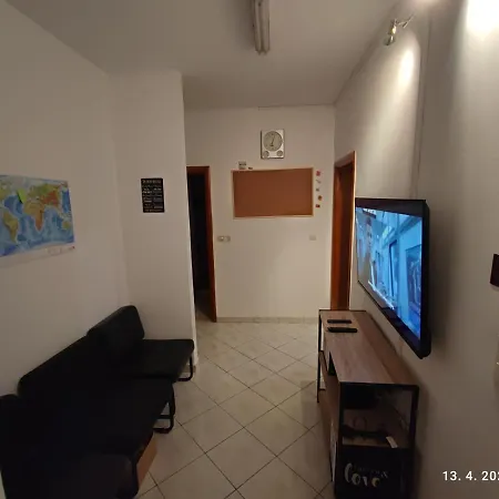 Impact House Split-3