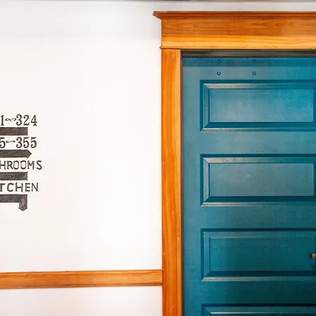 11Th Avenue Hostel-2