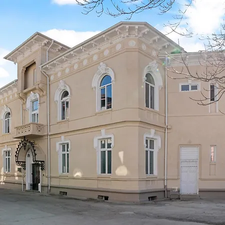 Nest Boutique Hostel-2