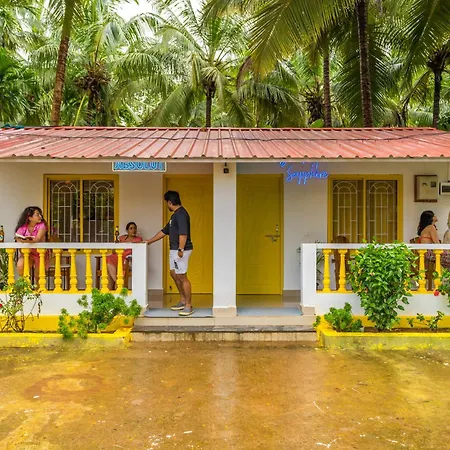 Whoopers Party Hostel, Palolem-2