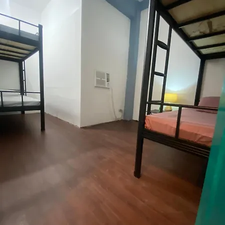 Lime Lite Manila Hostel-2
