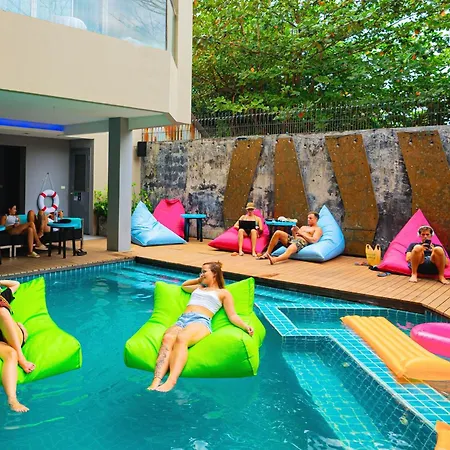 Mad Monkey Phuket-3