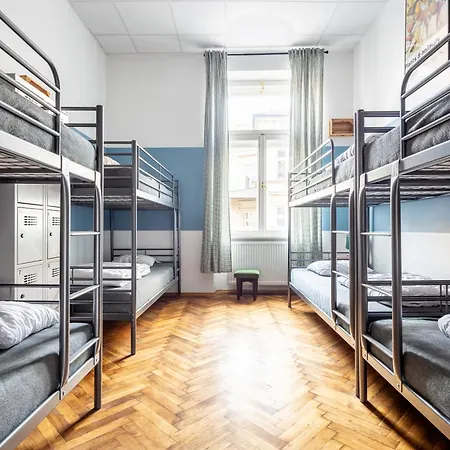 Das Hostel-2