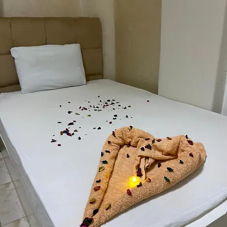 New Abdeen Palace Hostel-3