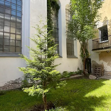Mikalo House-2