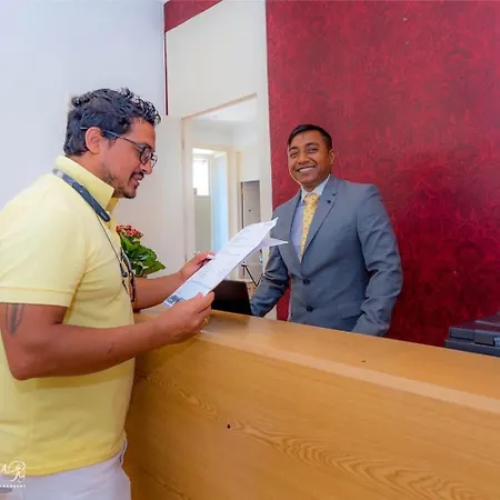 Swisslisbon Guest House-2