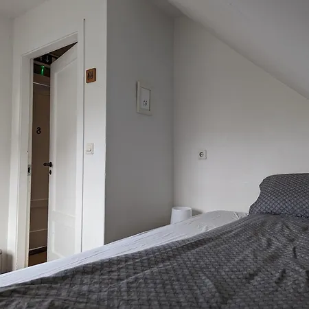 Vik Hostel-3