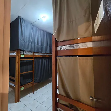 Island Vibes Hostel-2