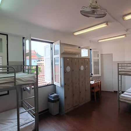 Betel Box Backpackers Hostel-2
