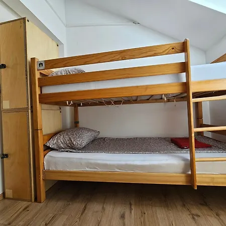 Leopold Chillout Hostel-2