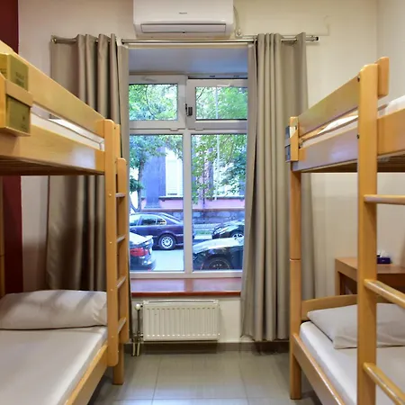 Envoy Hostel & Tours-3