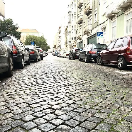 Lisbon Home Host-3
