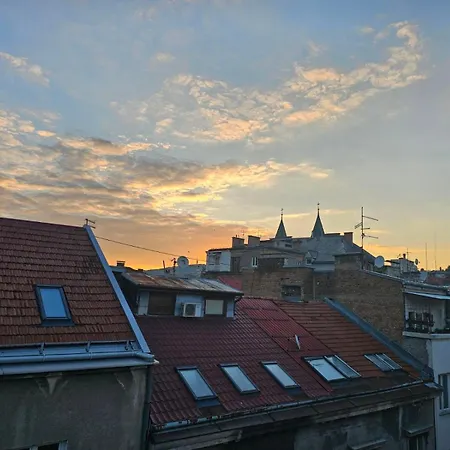 Leopold Chillout Hostel-3