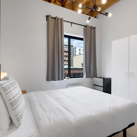 The Little Prince Rooms-Old Montreal-3