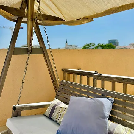 Old Jaffa'S Penthouse Boutique Hostel-2