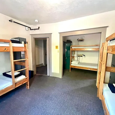 Northwest Portland Hostel-3