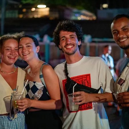 Nomads Koh Tao Party Hostel 18-35 Years Old Only-2