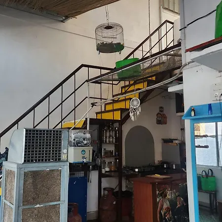 Banaras Gully House 500 Ft From The Ghats-3