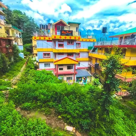 Live Free Hostel, Mcleodganj-2