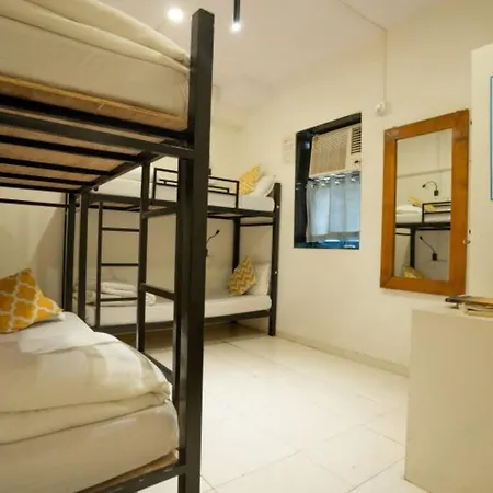 Locomo Hostel Express - Stay Work Eat-2